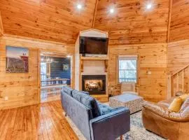 Winter by the Creek - Hot Tub - Game Room - Fishing