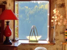 Les chambres de Solol，位于Félines的酒店