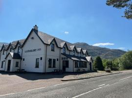 Lochailort Inn，位于Lochailort的酒店