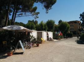 Campeggio la Mariposa，位于阿尔盖罗的酒店