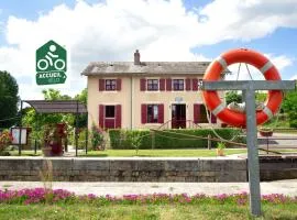 MARA RIVIERE gîte d'étape sur la vélo Francette