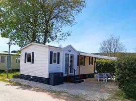 Mobil-home 4 personnes - Camping Montana, golfe de Saint-Tropez，位于加桑的露营地