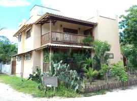 #residencialvillajeri - CASA térrea com VARANDA, máq de lavar, 300m da PRAIA，位于杰里科科拉的度假屋