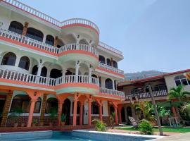 Gutierrez Hotel，位于帕纳哈切尔的酒店