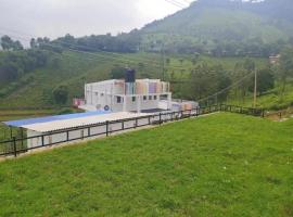 HillPark Ooty，位于Kolakambe的酒店
