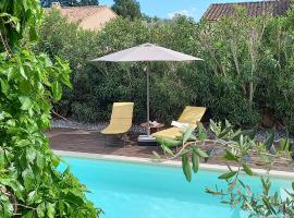 Les Myosotis Cavaillon/Petit Luberon，位于卡瓦永的酒店