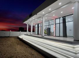 Shakin Shasha Beach House/neithalbeachcity，位于贾夫纳的酒店