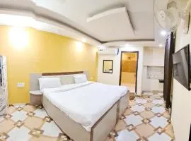 Roomshala 160 Hotel Red - Vasant Kunj