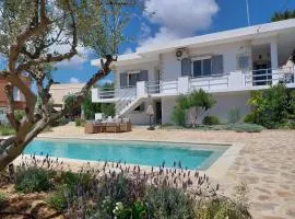 Poseidonia Syros cozy house