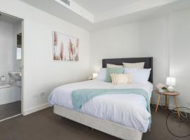 Beachfront Beauty - Lowered Prices Until December 2025!，位于纽卡斯尔的酒店