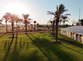 Flying Ostrich Guesthouse & Self-catering Accommodation，位于马林塔尔的酒店