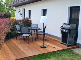 Wiesenglück，位于沃尔芬的酒店