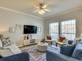 Central College Station Townhome with Community Pool