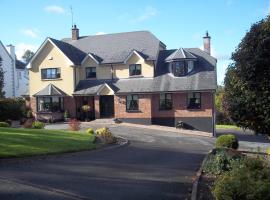 Grove Lodge B&B，位于莫纳汉Mullaghmore Equestrian Centre附近的酒店