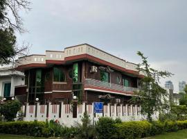 Executive Galaxy Guest House Islamabad，位于伊斯兰堡的酒店