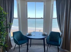 The Marlborough Sea View Holiday Apartments，位于斯卡伯勒的酒店