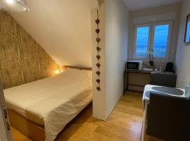 Chambre proche de la citadelle，位于Montmédy的酒店