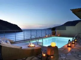 Magnificent Kefalonia Villa, Villa Chalker, 3 Bedrooms, Seafornt, Spectacular Sea Views, Private Outdoor Pool, Assos