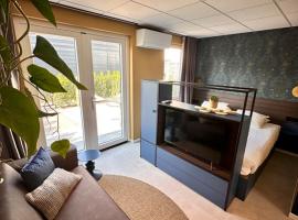 Hotel Brasserie Smits，位于韦默尔丁厄的酒店