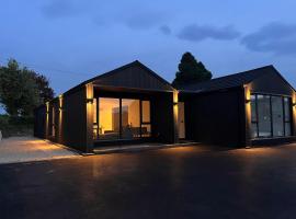 Deerpark 3-bedroom luxury retreat villa，位于卡舍尔的乡村别墅