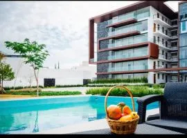 MS Excelente Suite Alberca Milenio C32