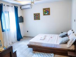 La TCHAUX HÔTEL & RESORTS，位于Méfou的酒店