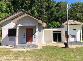 Tiny House Idaman Kuala Terengganu with Private House，位于瓜拉丁加奴的酒店