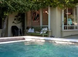 Ettys Villa