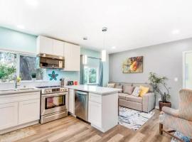 Newly Remodel Wine-Country Retreat，位于福尔布鲁克的酒店