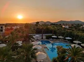 克隆酒店 - 克隆基里亚科斯