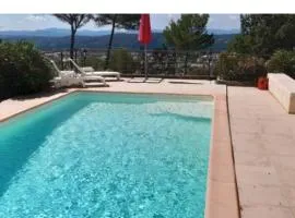 VILLA T4 CÔTE D'AZUR piscine