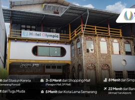 Hotel Olympic Semarang by Sajiwa，位于三宝垄三宝垄蓬科尔站附近的酒店