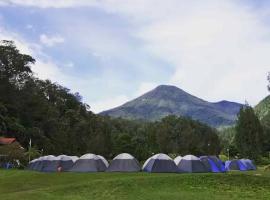 Tapian Camping Ground，位于武吉丁宜的露营地