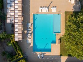 Kaminos Wellness Resort & Spa，位于Limni的酒店