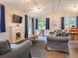 Churchill Lodge