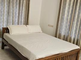 Royal Stay，位于德里久尔的住宿加早餐旅馆