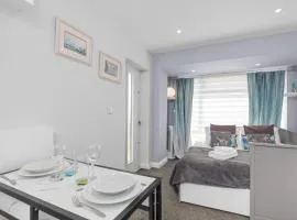 Rottingdean Boutique Studio Apartment By The Sea