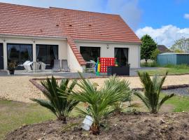 Perroquet & Koala 2 logements 10min du zoo de Beauval et proche château，位于Saint-Romain-sur-Cher的酒店