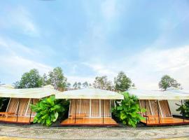 Buana Glamping，位于Pengalengan的酒店