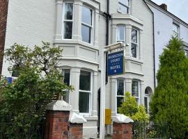 Hamilton Court Hotel Hoole，位于切斯特的酒店