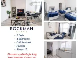 Home away from Home! Close to Beach with Parking by RockmanStays
