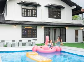 Number3 Poolvilla Bangkok，位于Ban Khlong Prawet的酒店