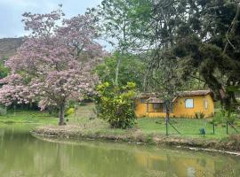 Chalé com 2 quartos na Beira do Lago Pet Friendly，位于Posse的酒店