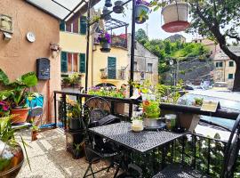 Ellera Suite con Parcheggio Privato - Albisola Superiore，位于Stella的酒店