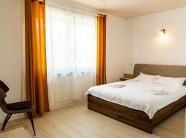 Gen Garden Ambient，位于Bilca的酒店