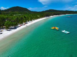 Koh Rong Beach Hostel and Bungalows，位于Koh Rong的酒店