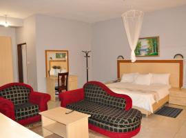 CROWN HOTEL INTERNATIONAL，位于利隆圭的酒店