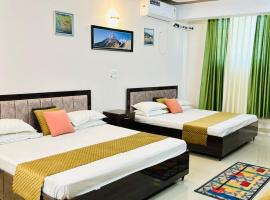 Anandmay Homestay, ISBT Rishikesh，位于瑞诗凯诗的酒店