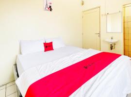RedDoorz near Soekarno Hatta Airport 3，位于当格浪的酒店