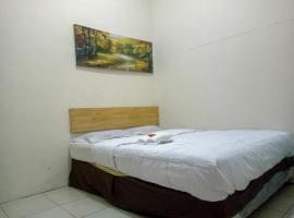 RedDoorz near RS Labuang Baji Makassar，位于Balangberu的酒店